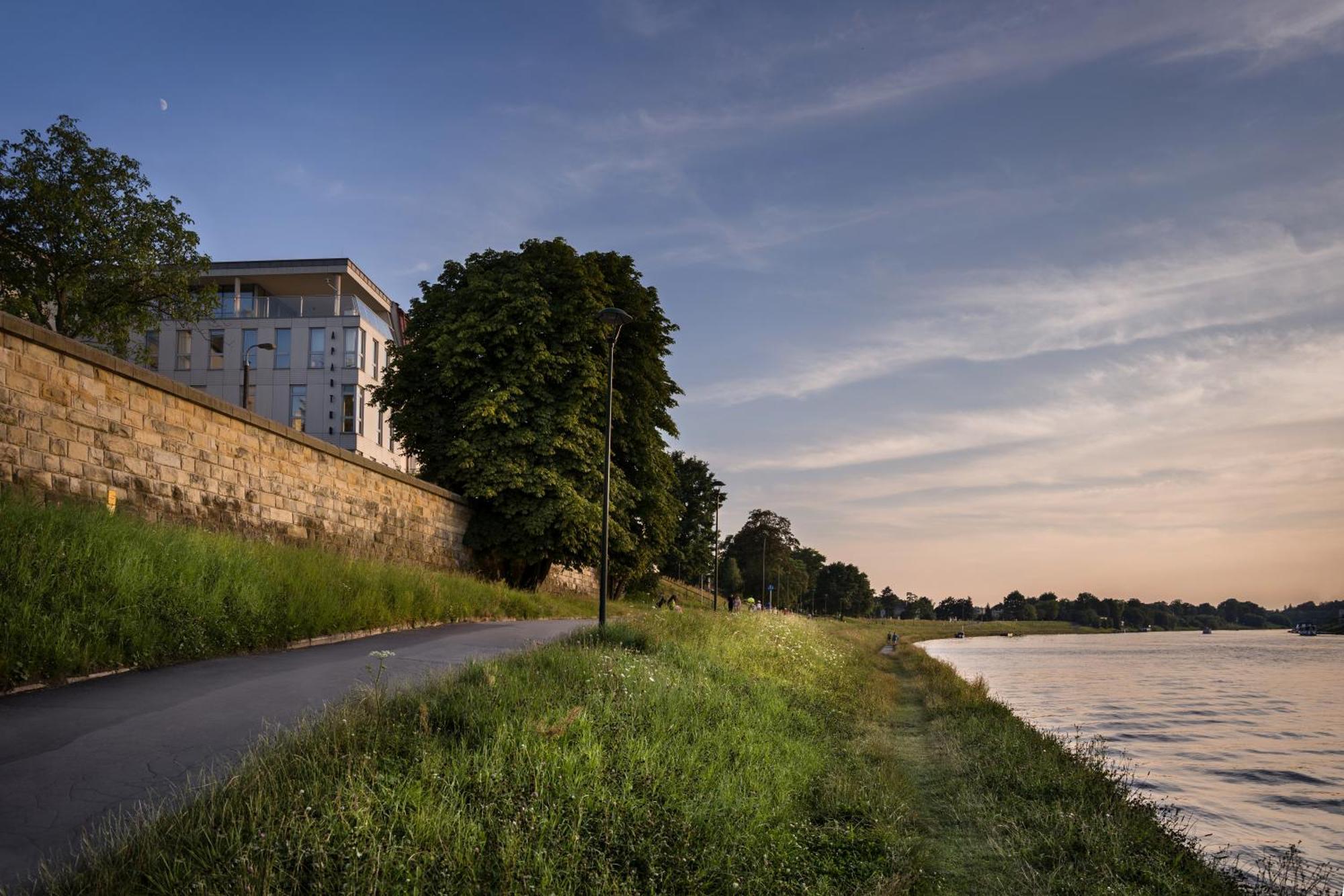 Riverside Aparthotel Cracow Krakow Dış mekan fotoğraf